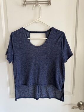 Zella Women’s Blue Short Sleeve Cutout Back Top